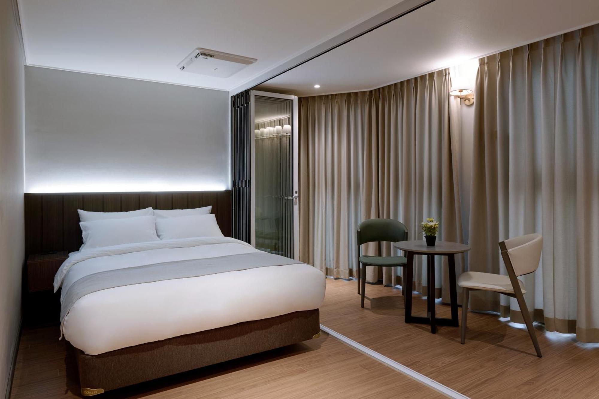 The Hotel Sokcho By Best Western Signature Collection ภายนอก รูปภาพ