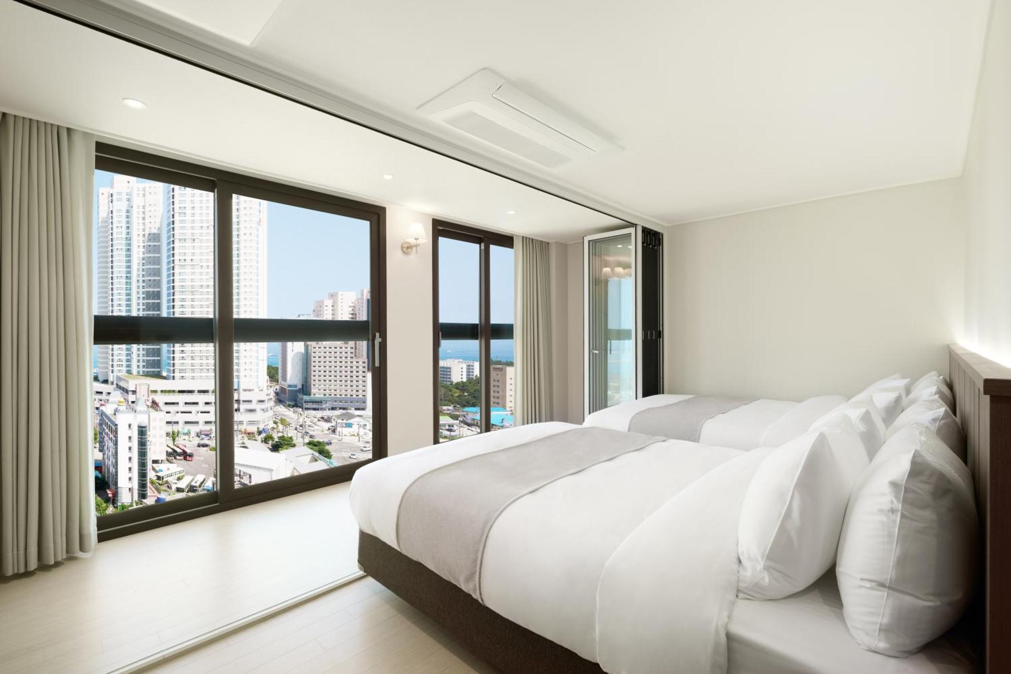 The Hotel Sokcho By Best Western Signature Collection ภายนอก รูปภาพ